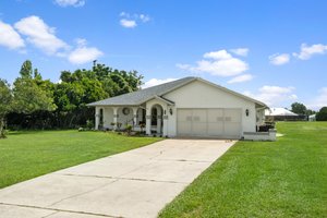 9037 Filly Point, Inverness, FL 34452, USA Photo 2