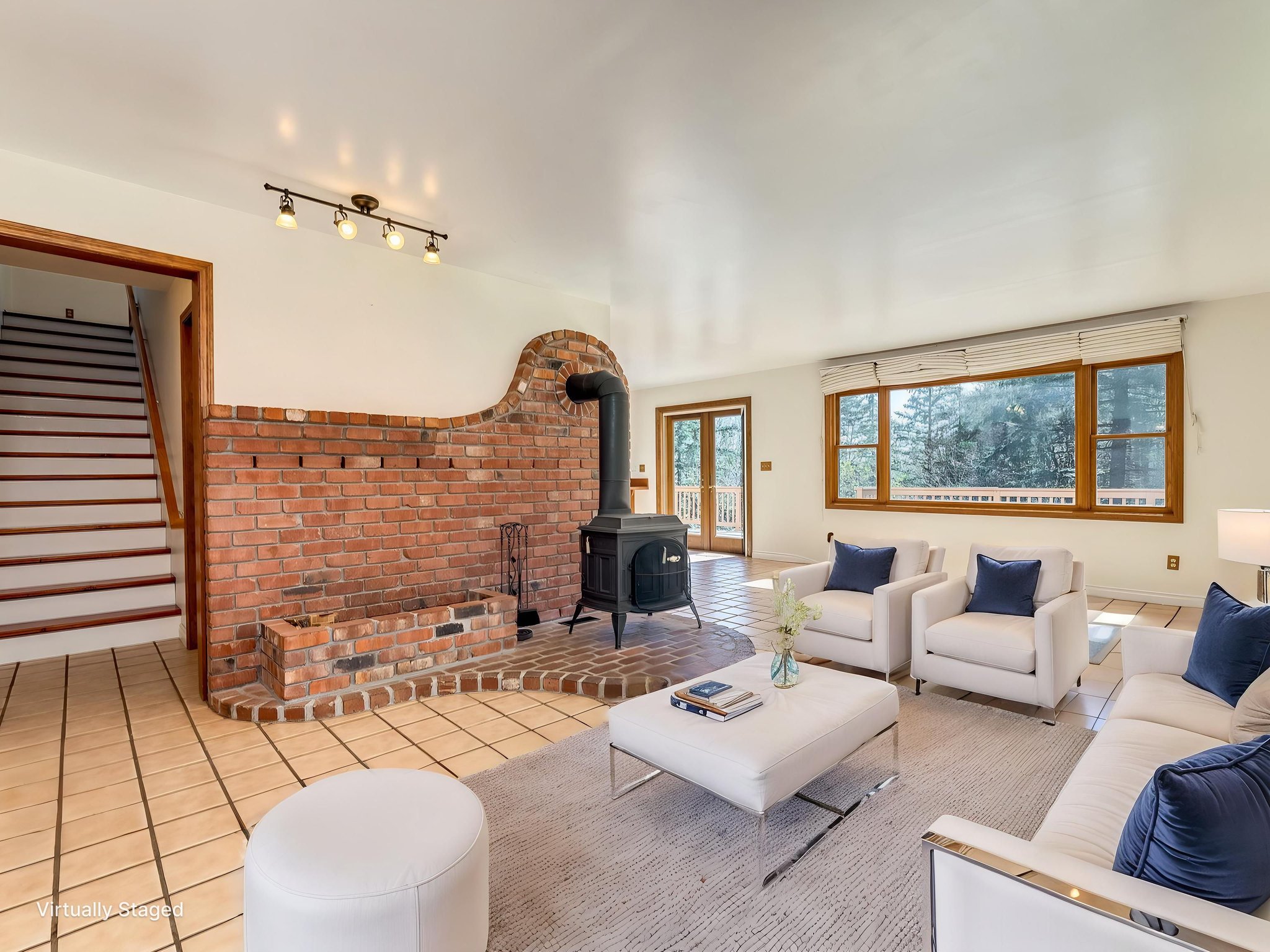 19037 NW Meadow Lake Rd Yamhill OR (40) virtually staged.jpeg