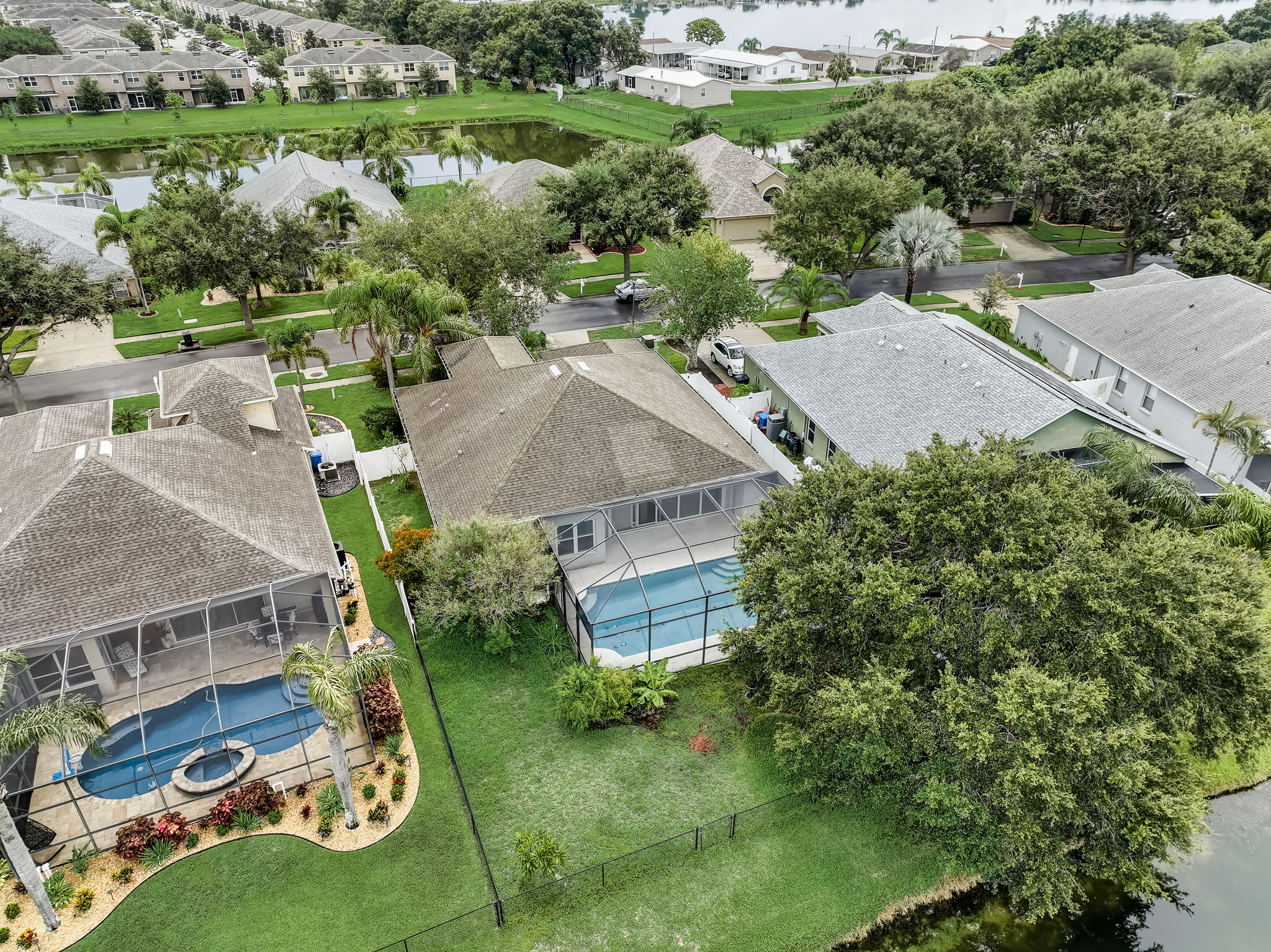 Pinebreeze Dr-069