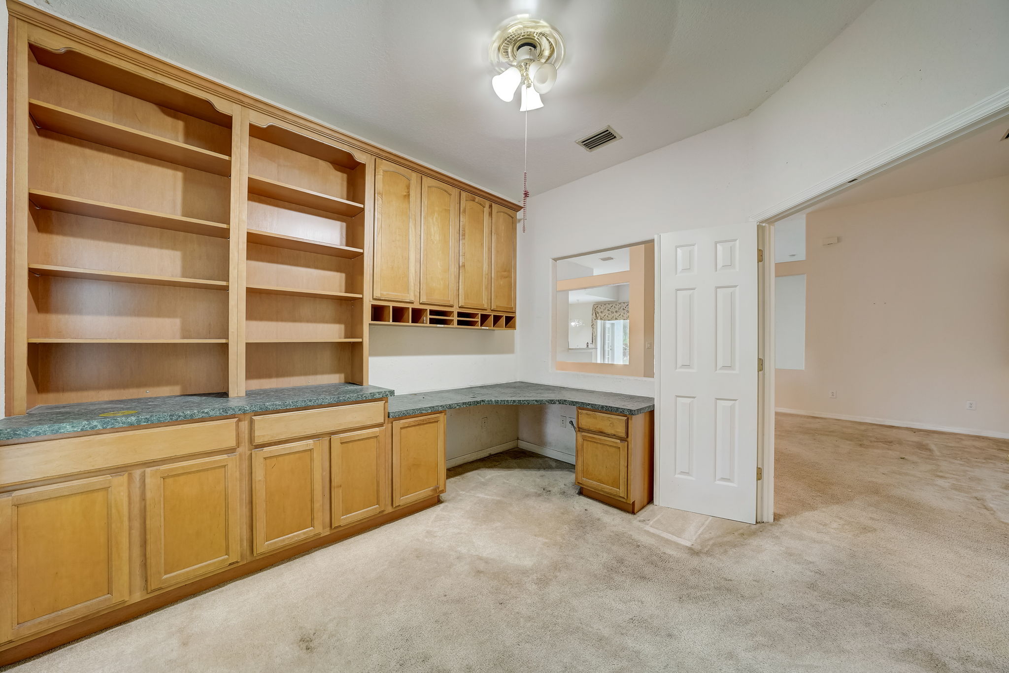 Pinebreeze Dr-036