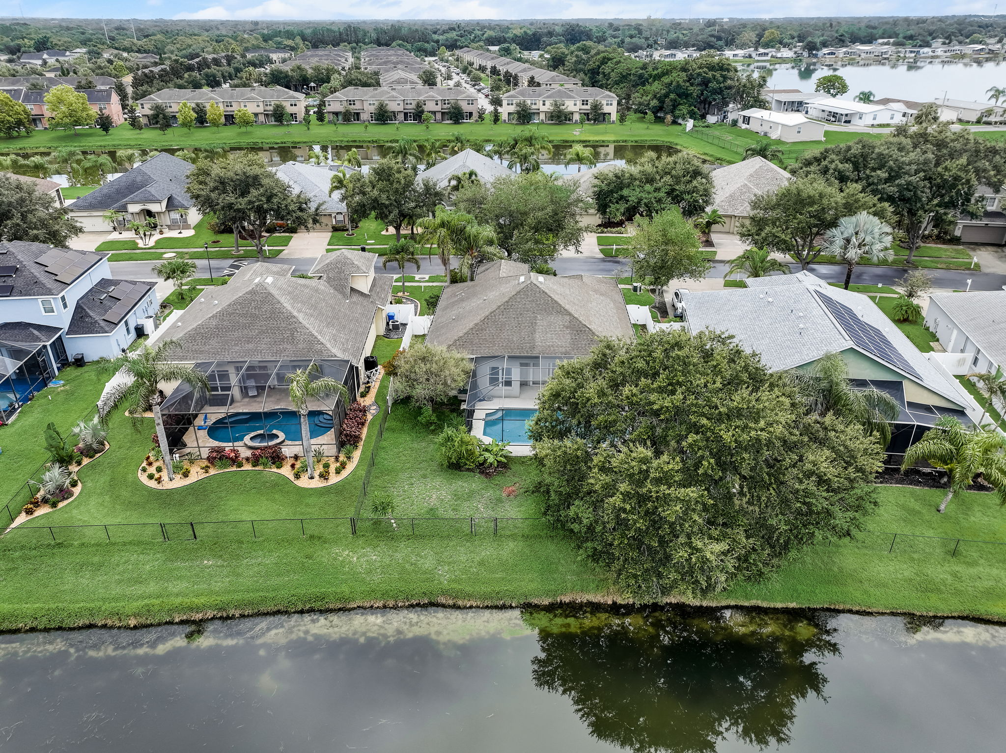 Pinebreeze Dr-068