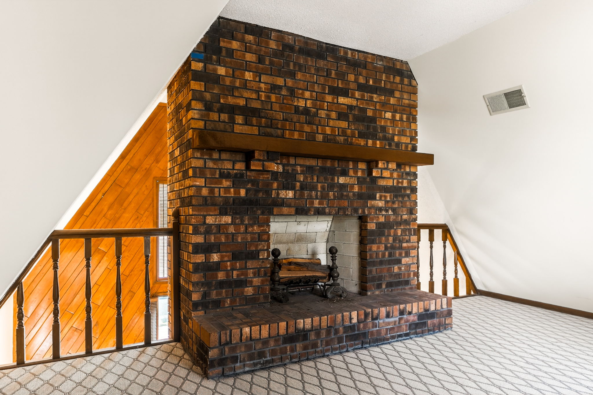 904 Blueberry Ln-034