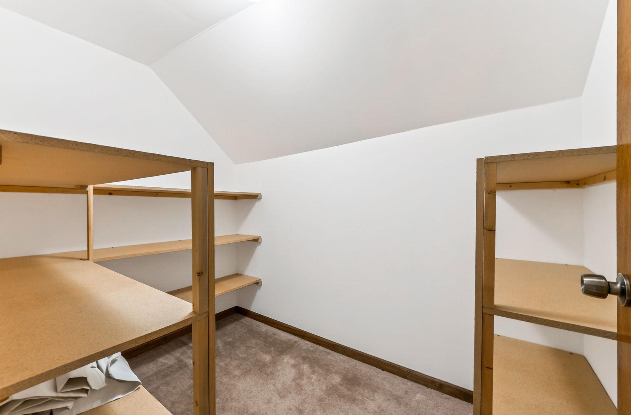 904 Blueberry Ln-042