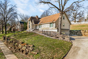 904 Blueberry Ln-004