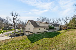 904 Blueberry Ln-006