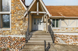 904 Blueberry Ln-010