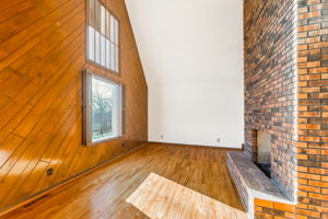 904 Blueberry Ln-014