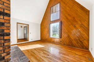 904 Blueberry Ln-015