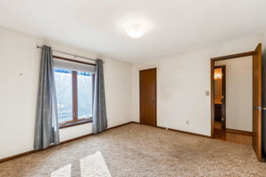 904 Blueberry Ln-031