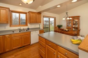 12-Kitchen
