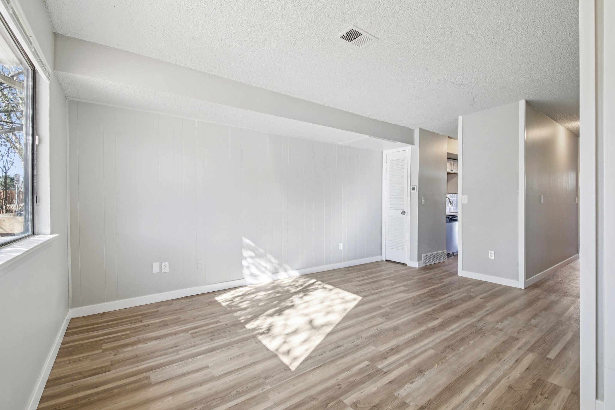 Excalibur St-S2003-007.jpg