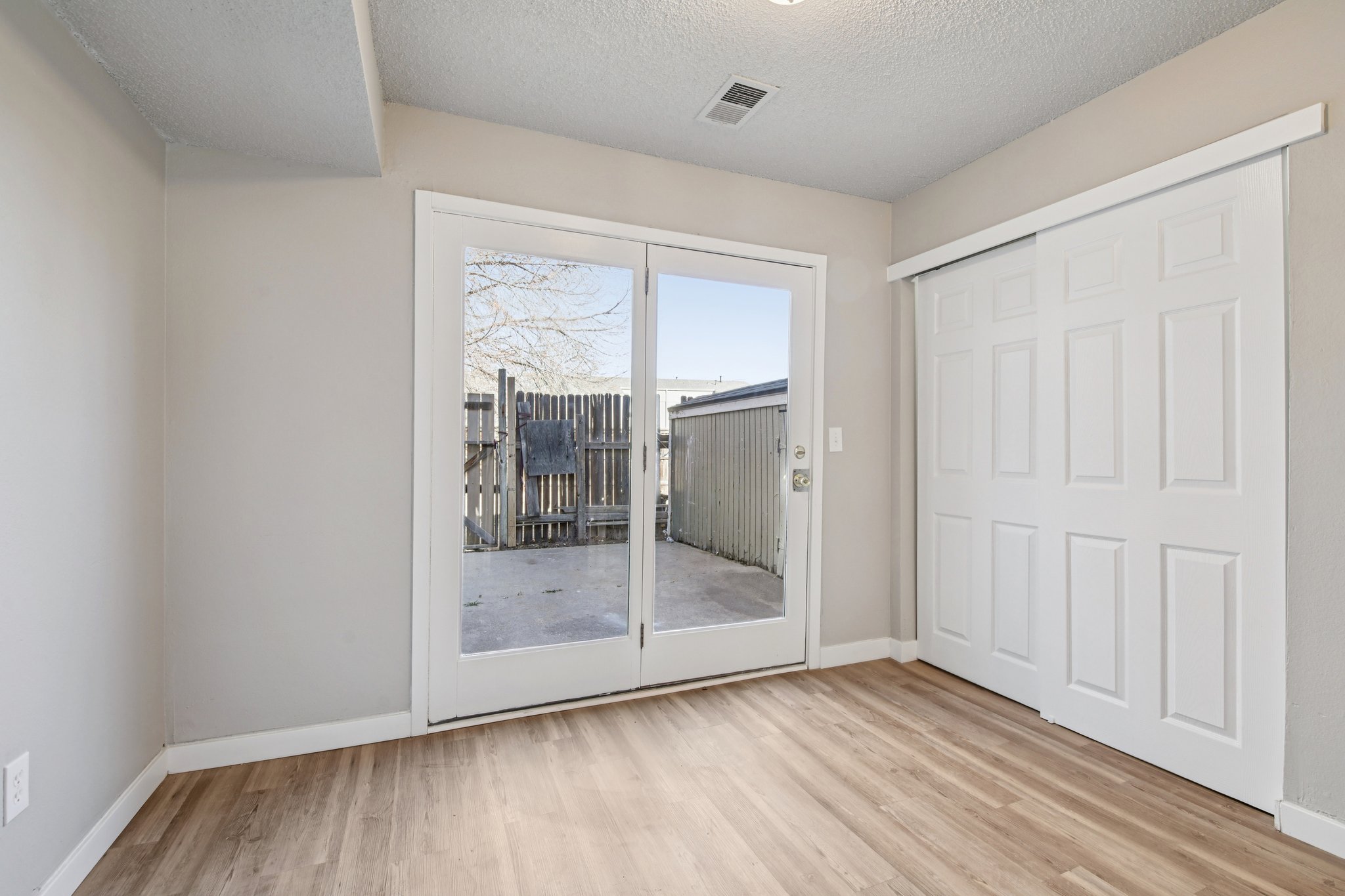 Excalibur St-S2003-012.jpg