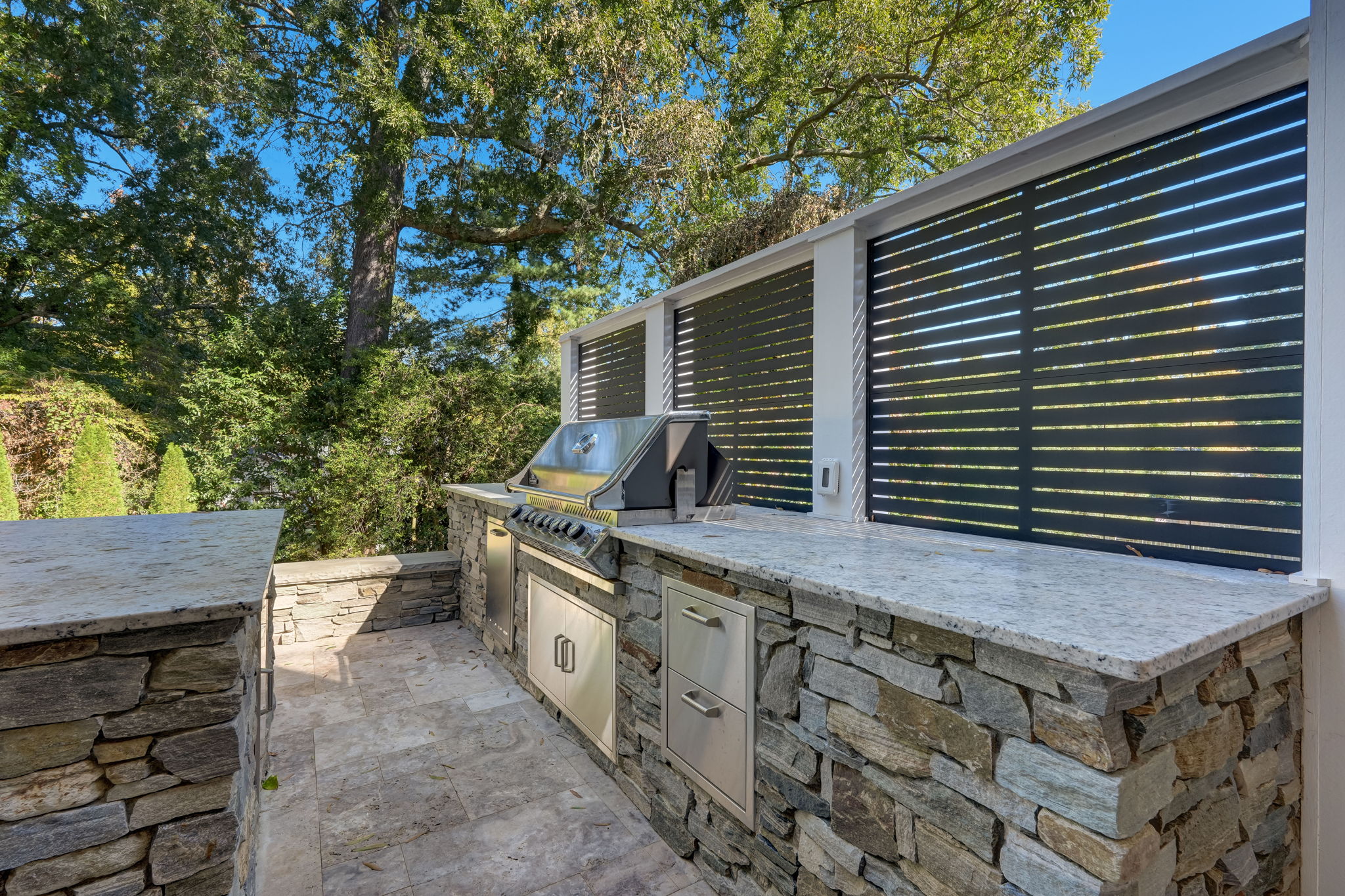 Outdoor Kitchen