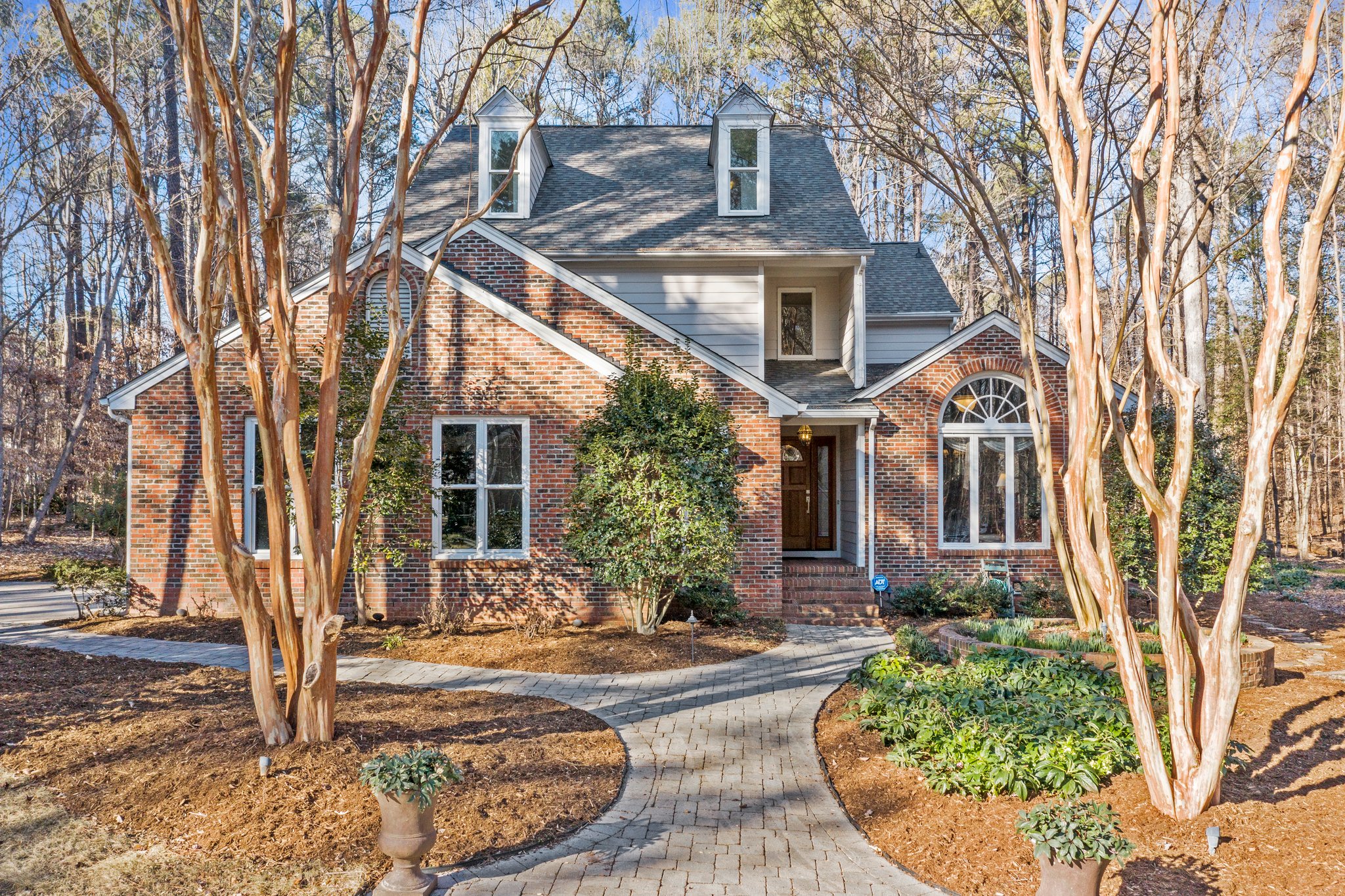 904 Kinsdale Dr, Raleigh, NC 27615, USA Photo 6