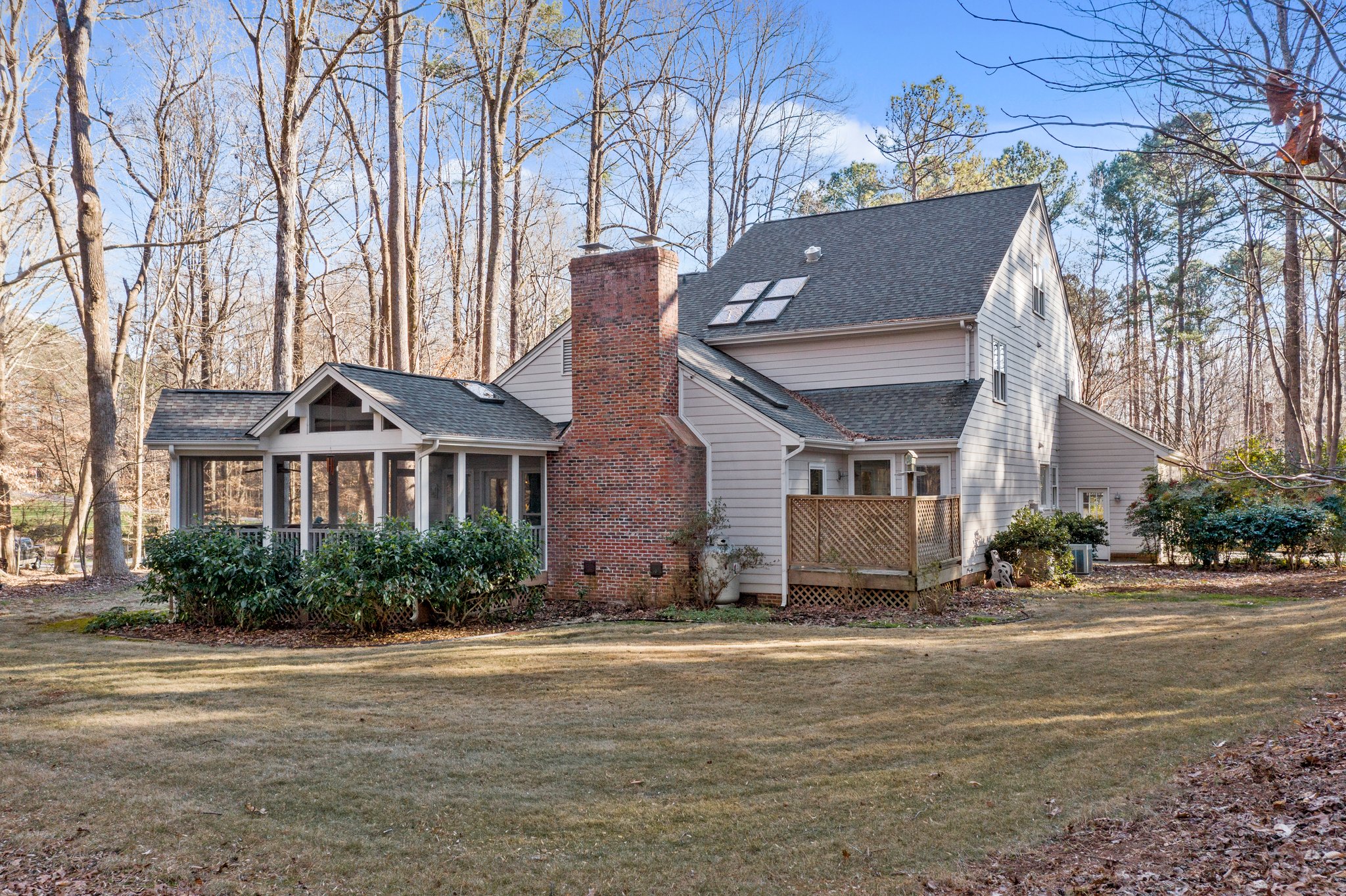 904 Kinsdale Dr, Raleigh, NC 27615, USA Photo 12