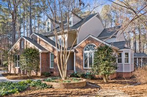 904 Kinsdale Dr, Raleigh, NC 27615, USA Photo 6