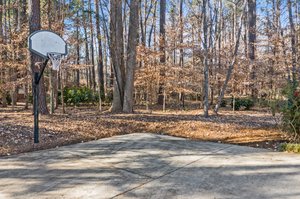 904 Kinsdale Dr, Raleigh, NC 27615, USA Photo 8