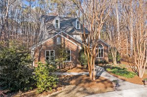 904 Kinsdale Dr, Raleigh, NC 27615, USA Photo 1