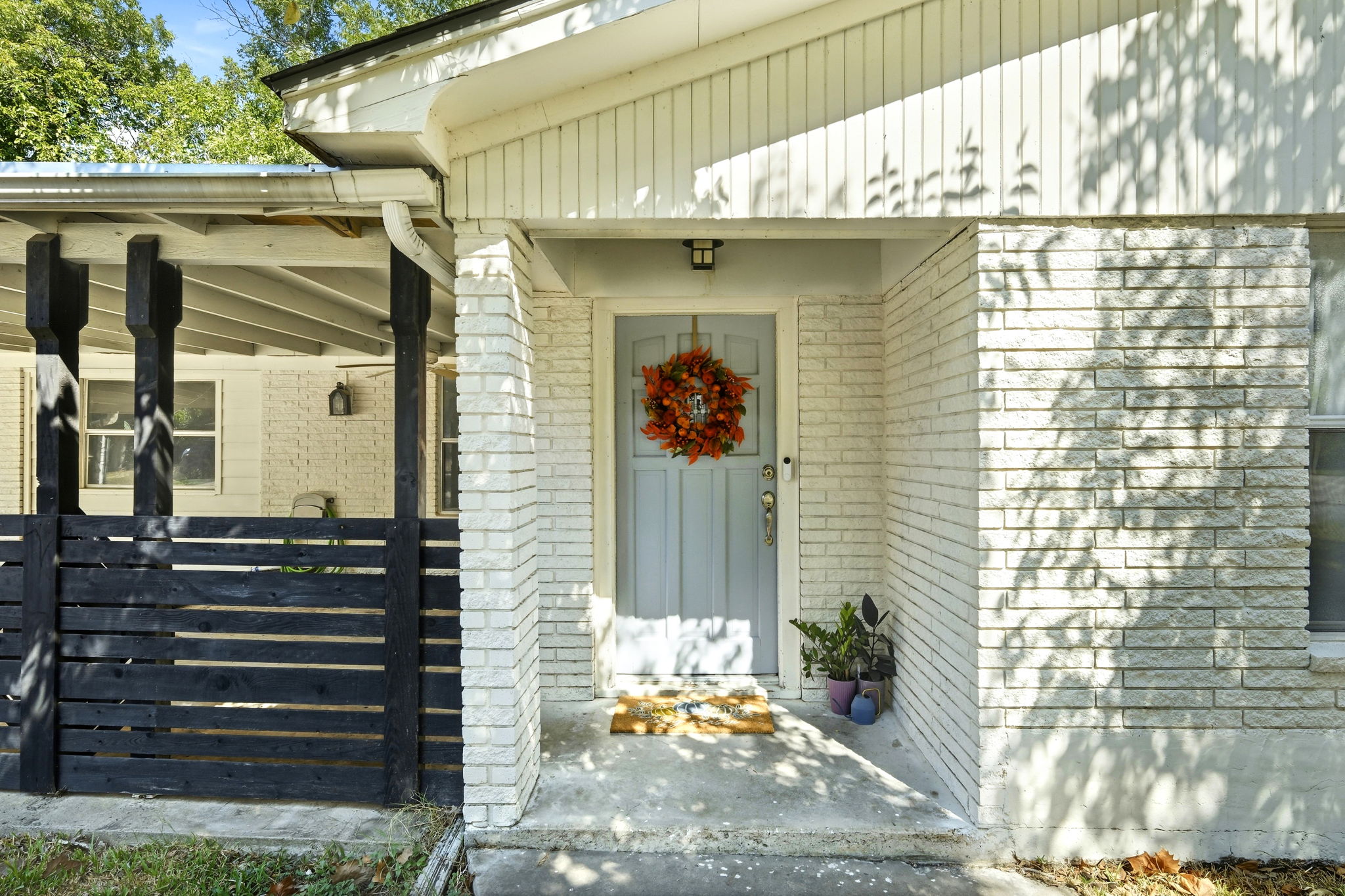 Front Entry Detail