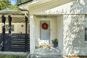 Front Entry Detail