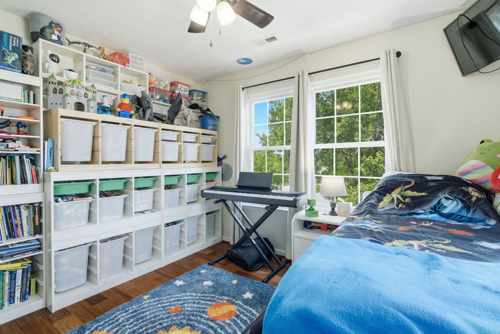  Photo 23