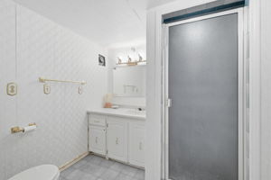  Photo 34