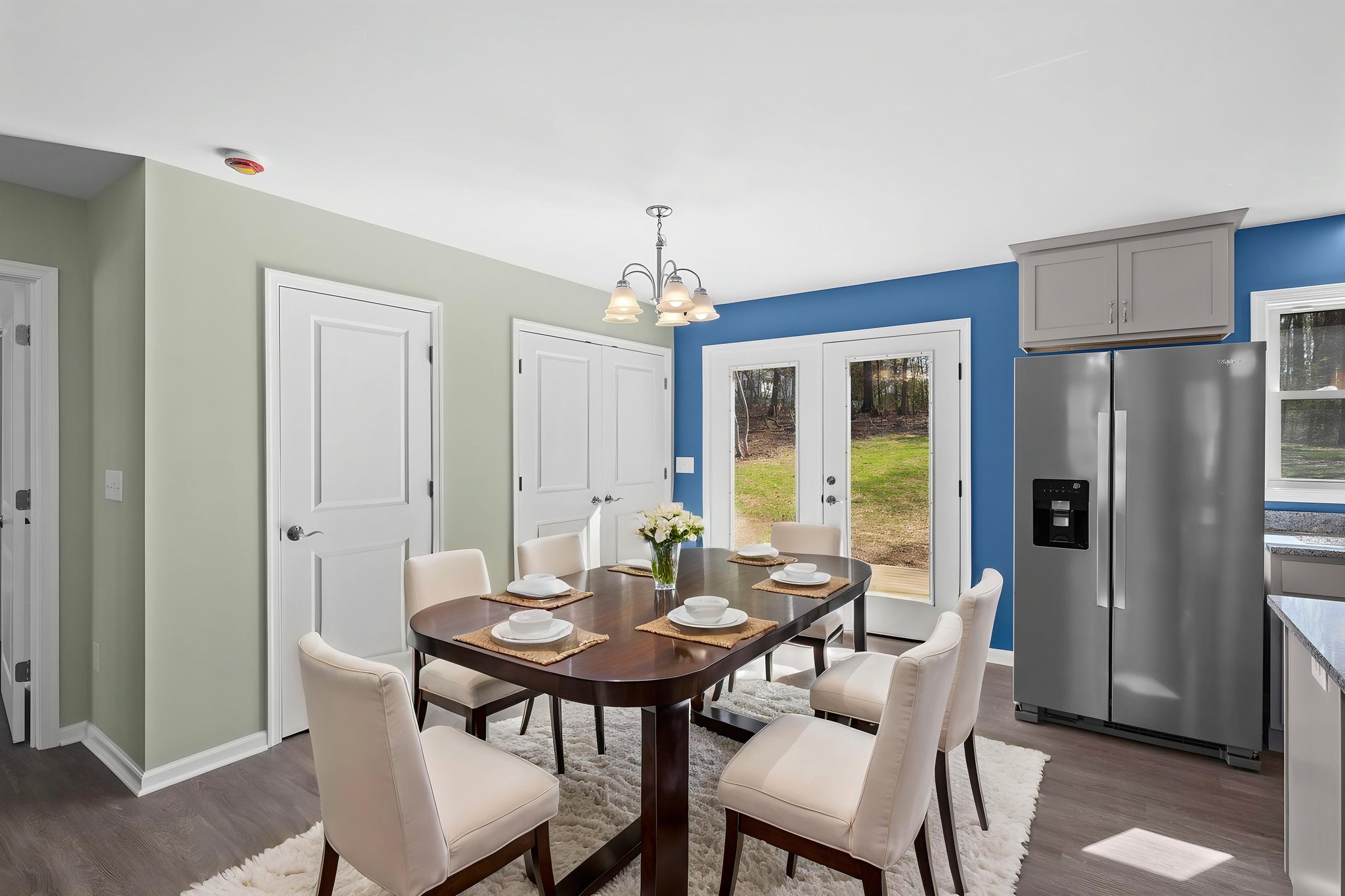 6K1A3020 virtually staged.jpeg