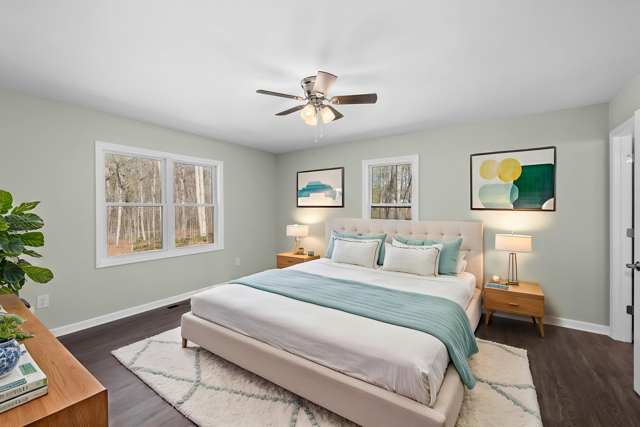 6K1A3057 virtually staged.jpeg