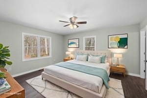 6K1A3057 virtually staged.jpeg