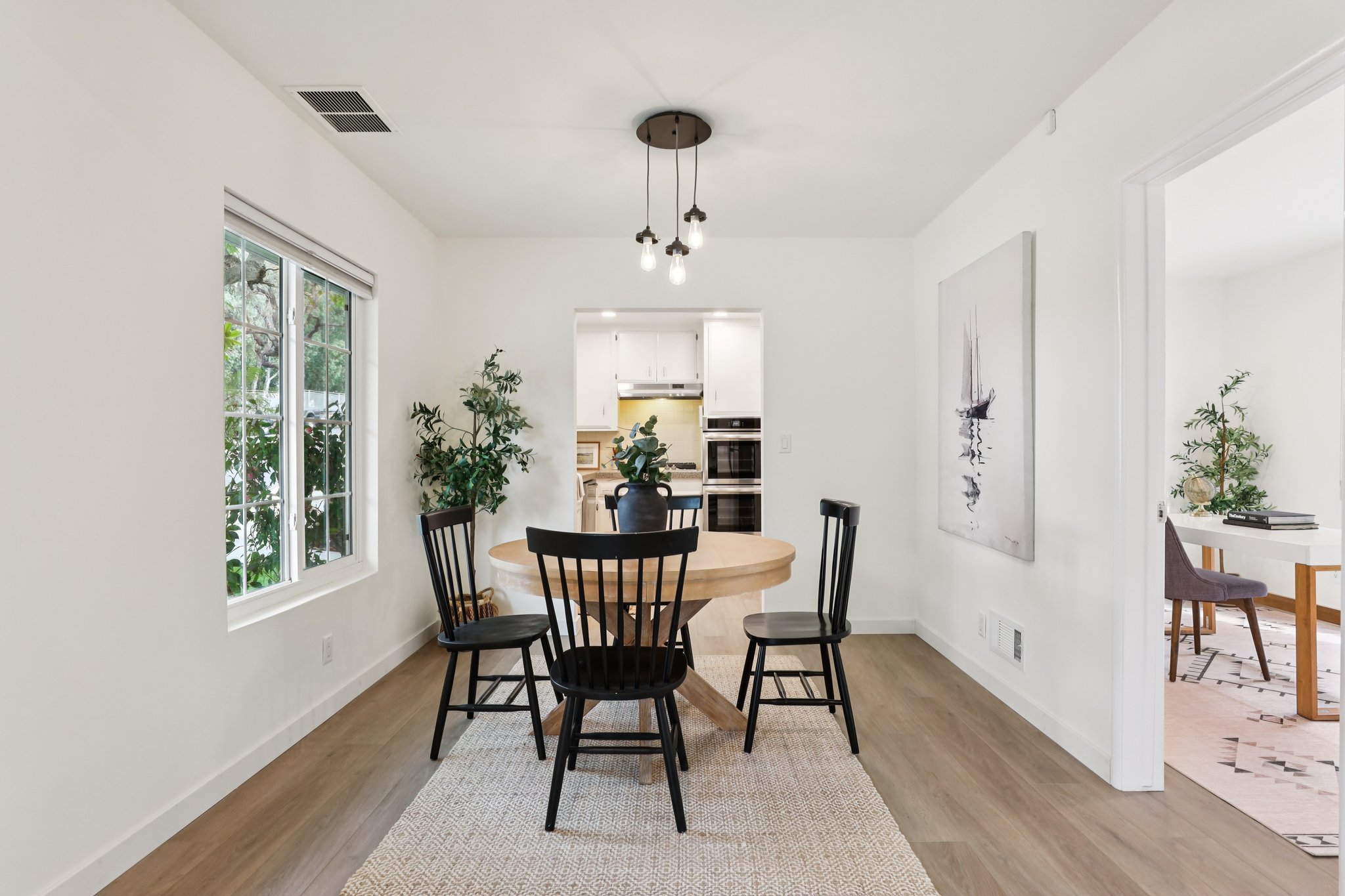 Vincent St-S2502-012.jpg