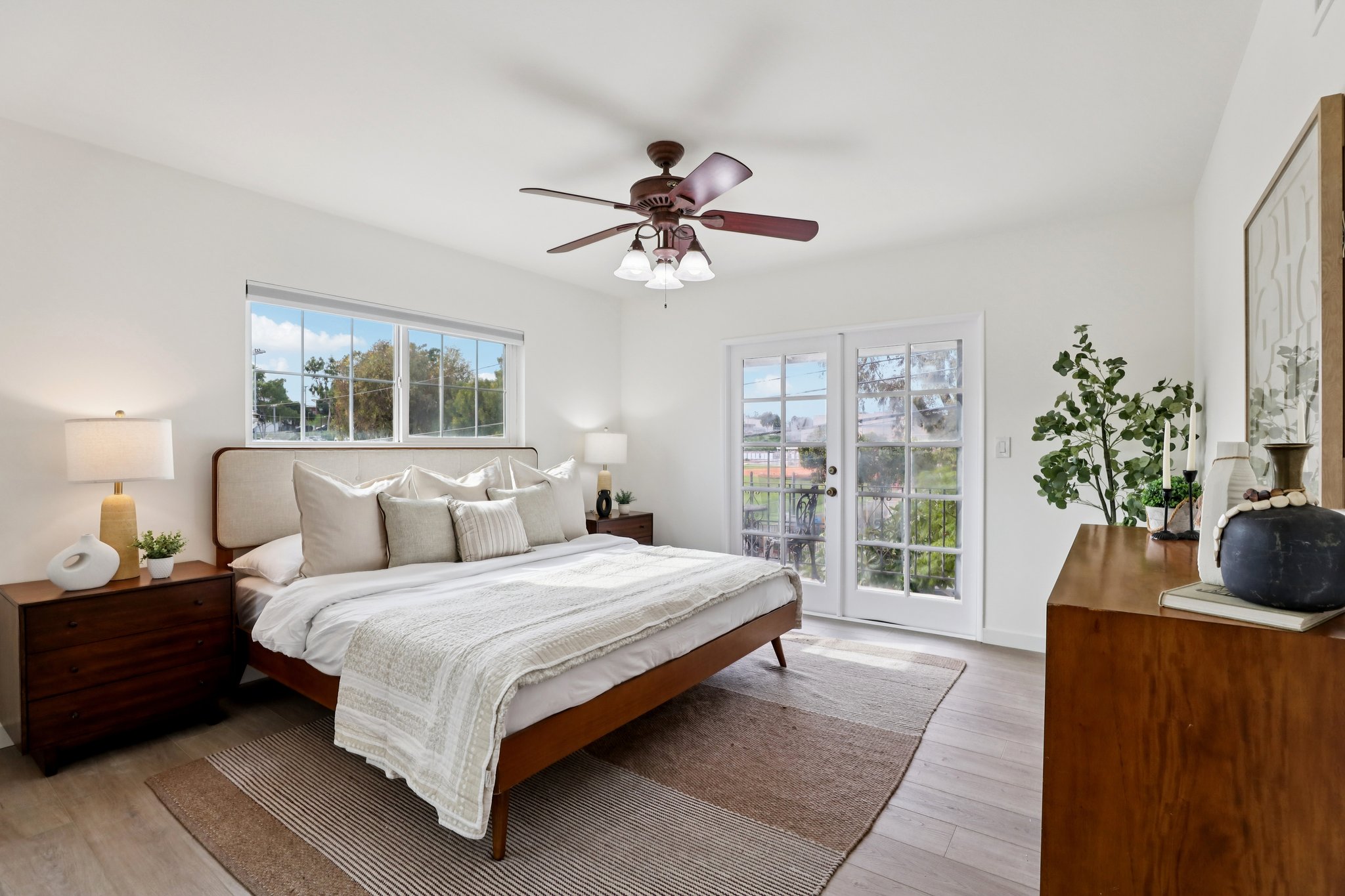 Vincent St-S2502-036.jpg