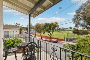 Vincent St-S2502-007.jpg