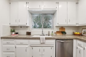 Vincent St-S2502-017.jpg