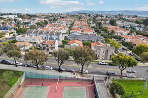 Vincent St-S2502-053.jpg