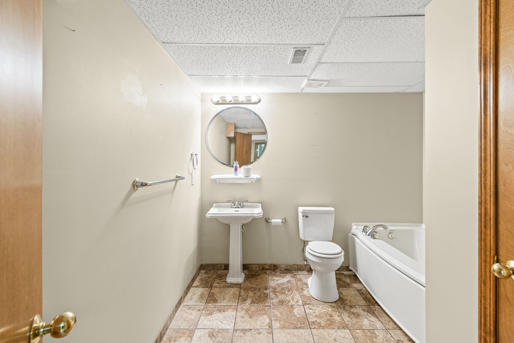  Photo 25