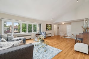Woodmere Dr-0806-007.jpg