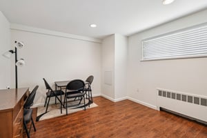 Woodmere Dr-0806-028.jpg