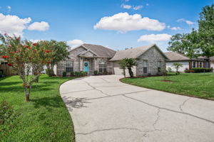 Welcome to 9042 Smoketree Drive