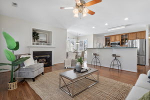 09-Family Room