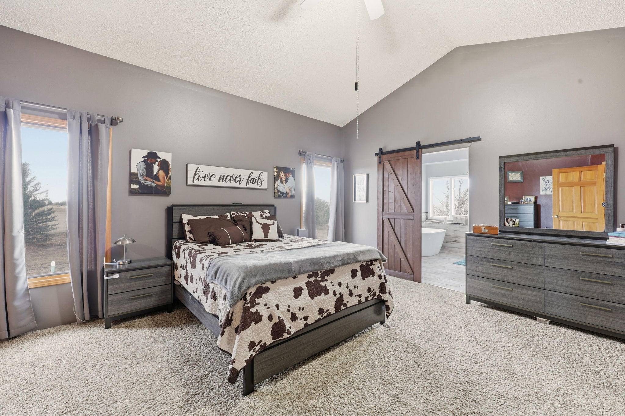 L01A5504 Stacey Sailors