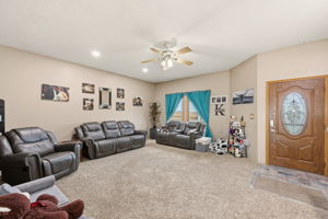 L01A5439 Stacey Sailors