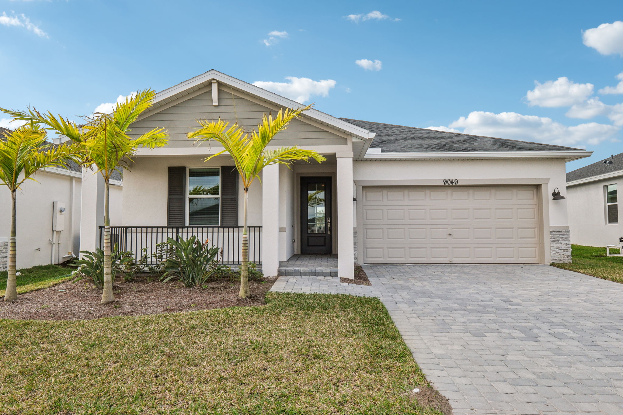 South Florida - Azalea  - 9049 Dahlia Circle - Lot 67 - 002