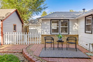 Great Shaded Patio