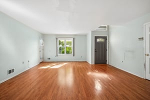Living Room #1.jpg