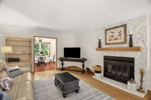 905 Northshore Ct-22