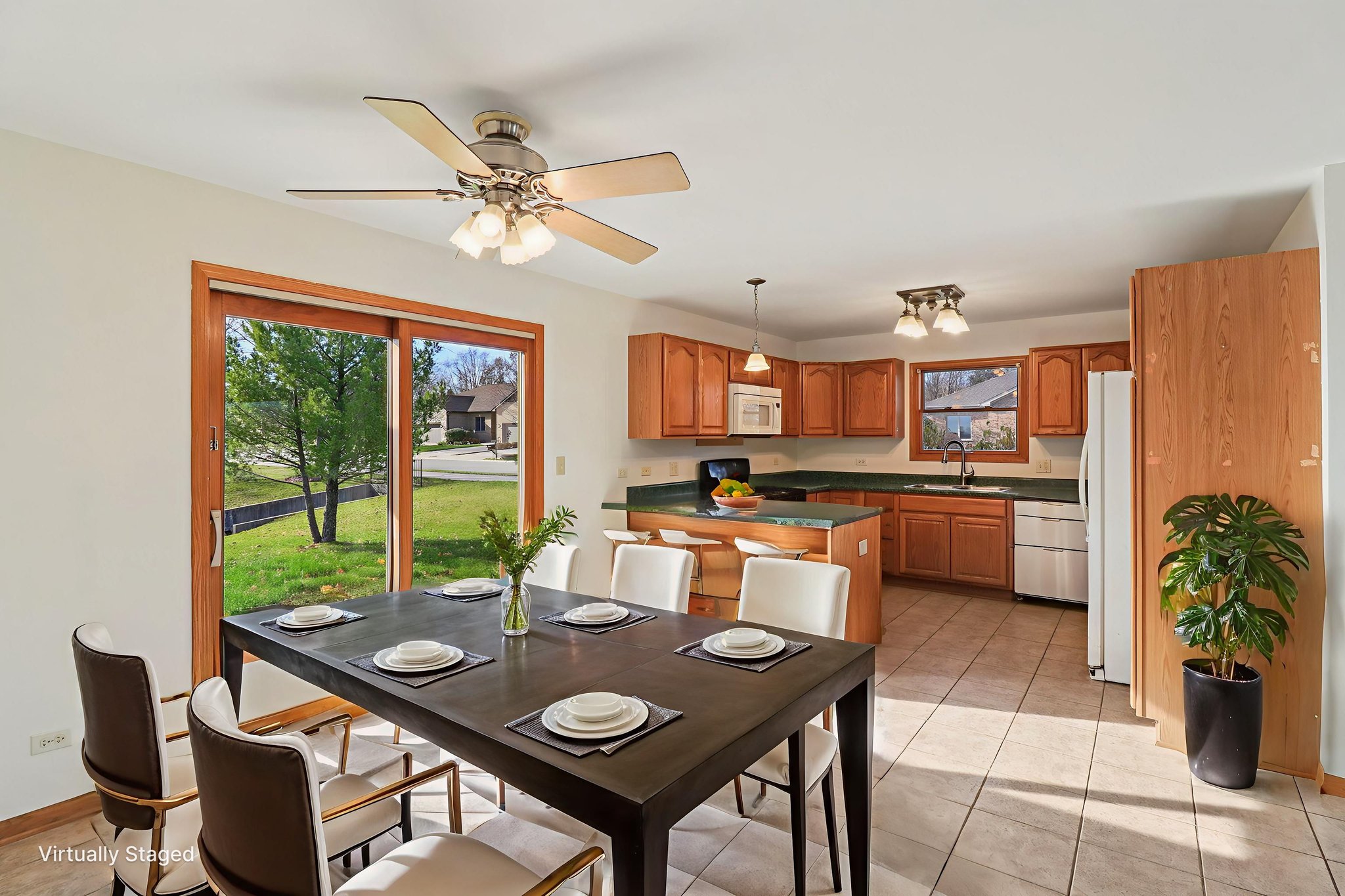 Randall Ct-S1411-011 virtually staged.jpeg