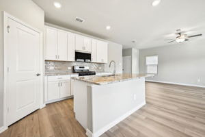 DFW - Eastridge - 905 Rosemary Hill Dr, Princeton, TX 75407 - 010