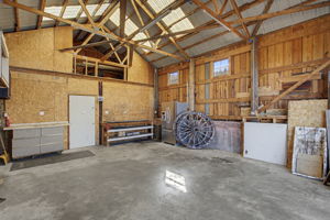  Photo 47