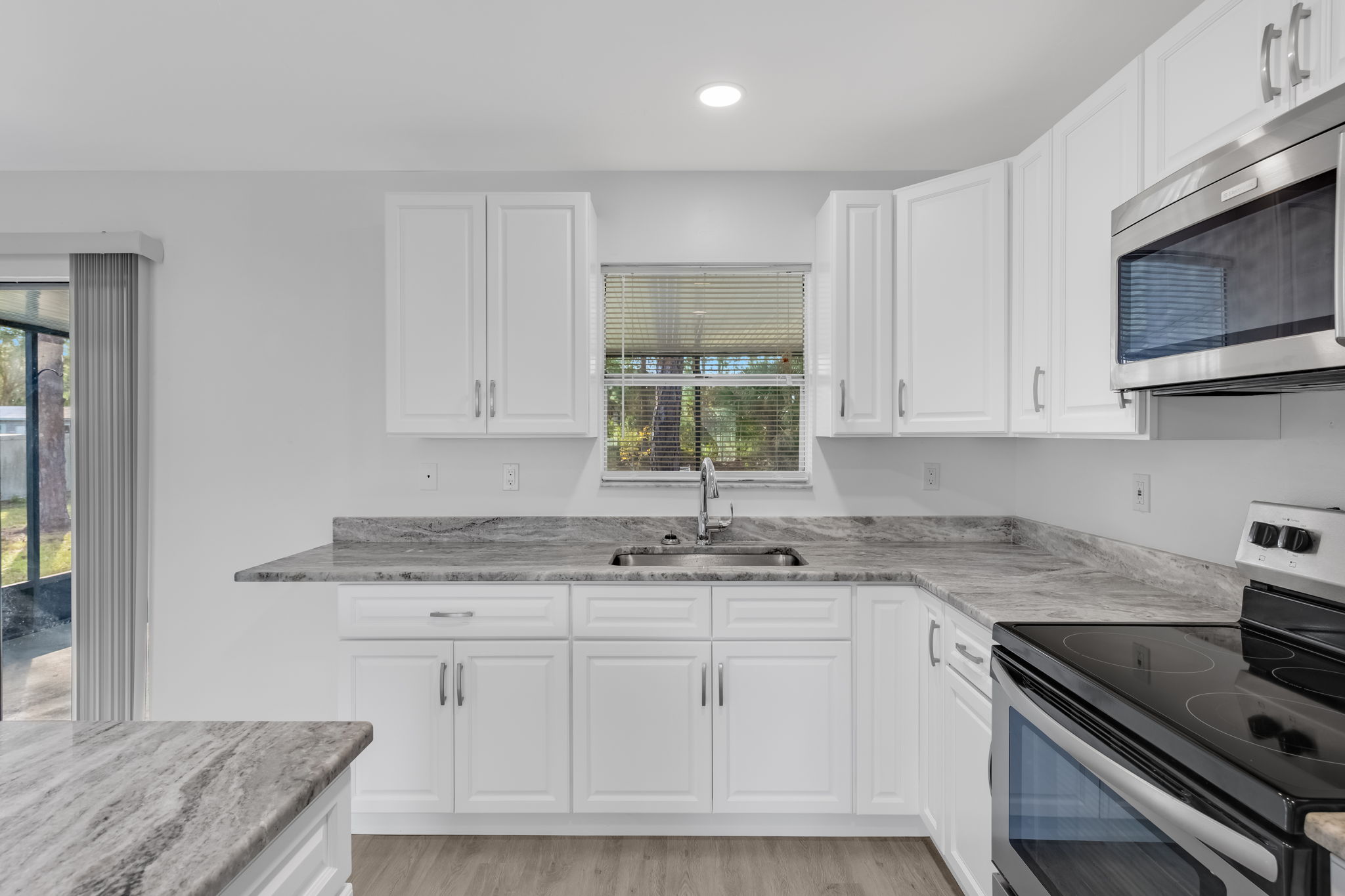 Kitchen 3 of 4