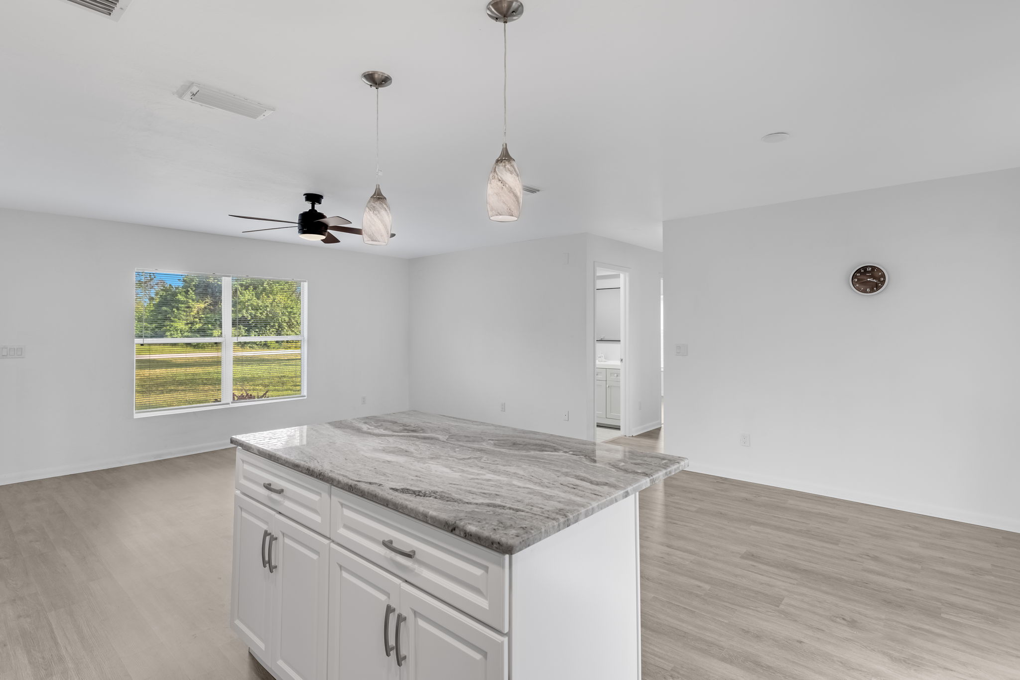 Kitchen 4 of 4